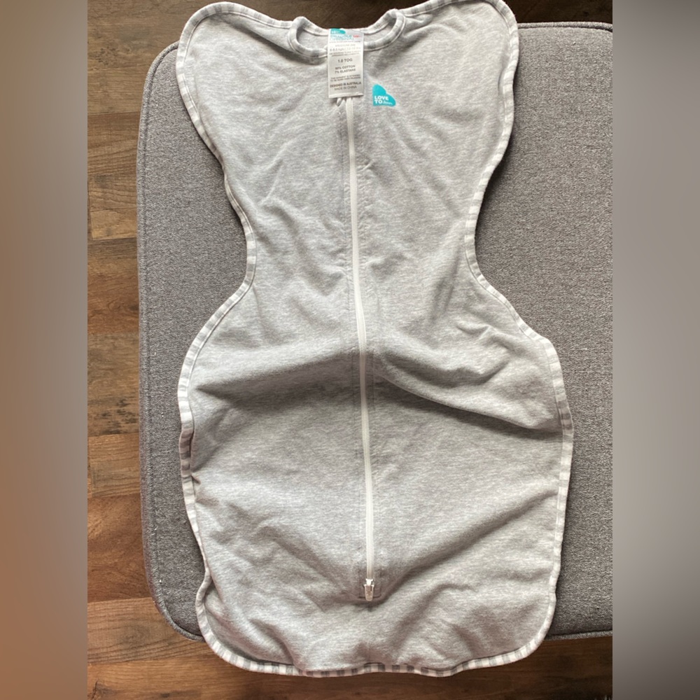 Love to Dream Swaddle Up- Medium 13-19 lbs Gray